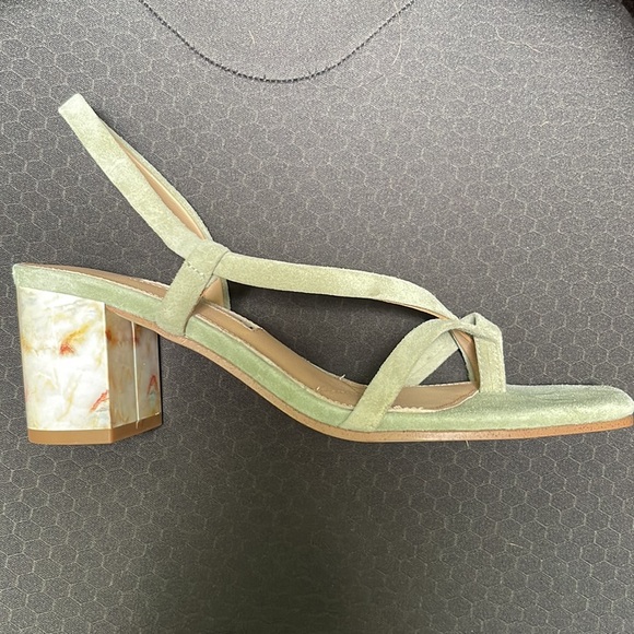 Charles David Clay Strappy Suede Leather Sandal.6.5 (NWT) - Picture 2 of 6